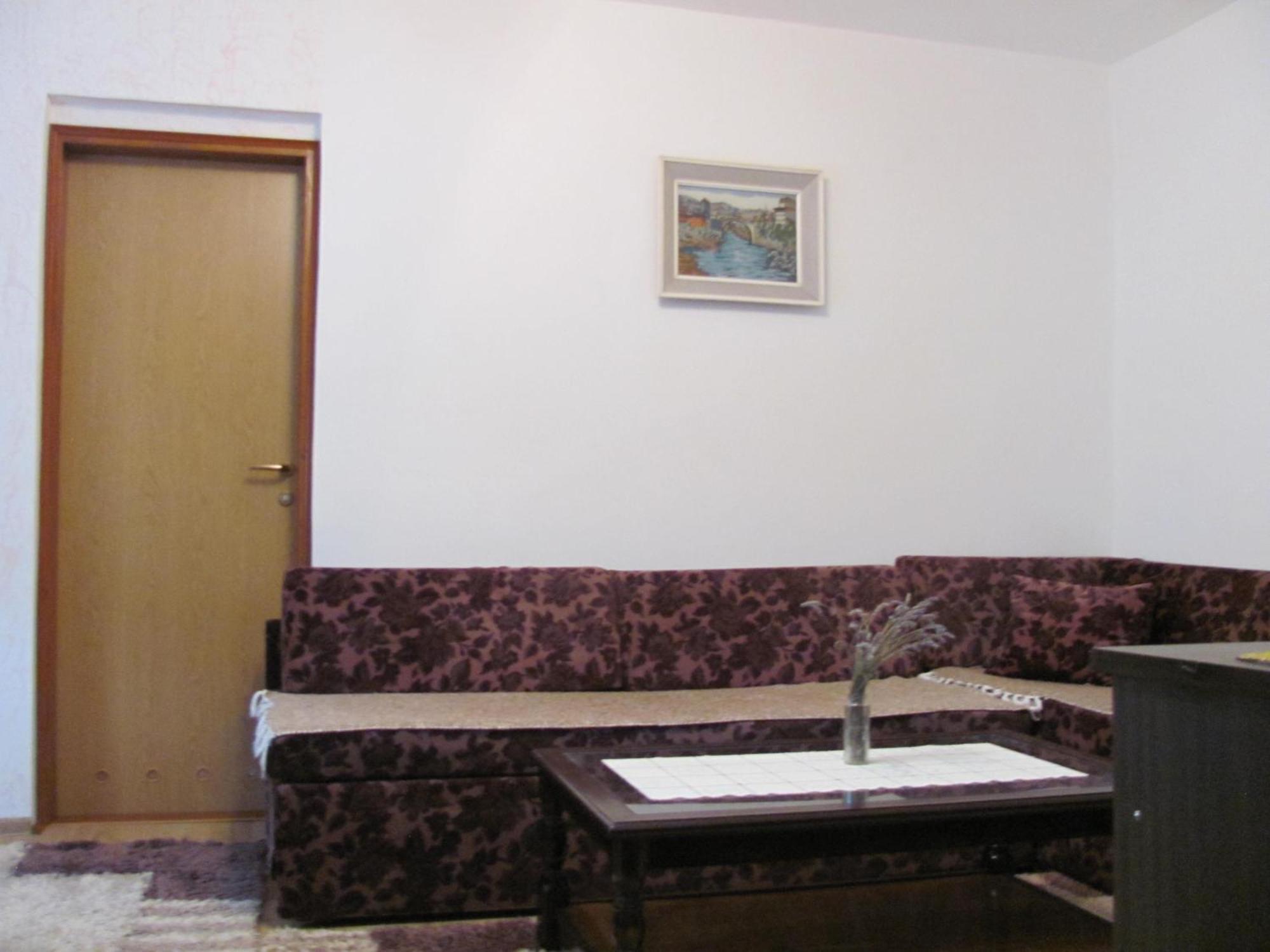 Apartment Safir - Free Parking Сараево Экстерьер фото